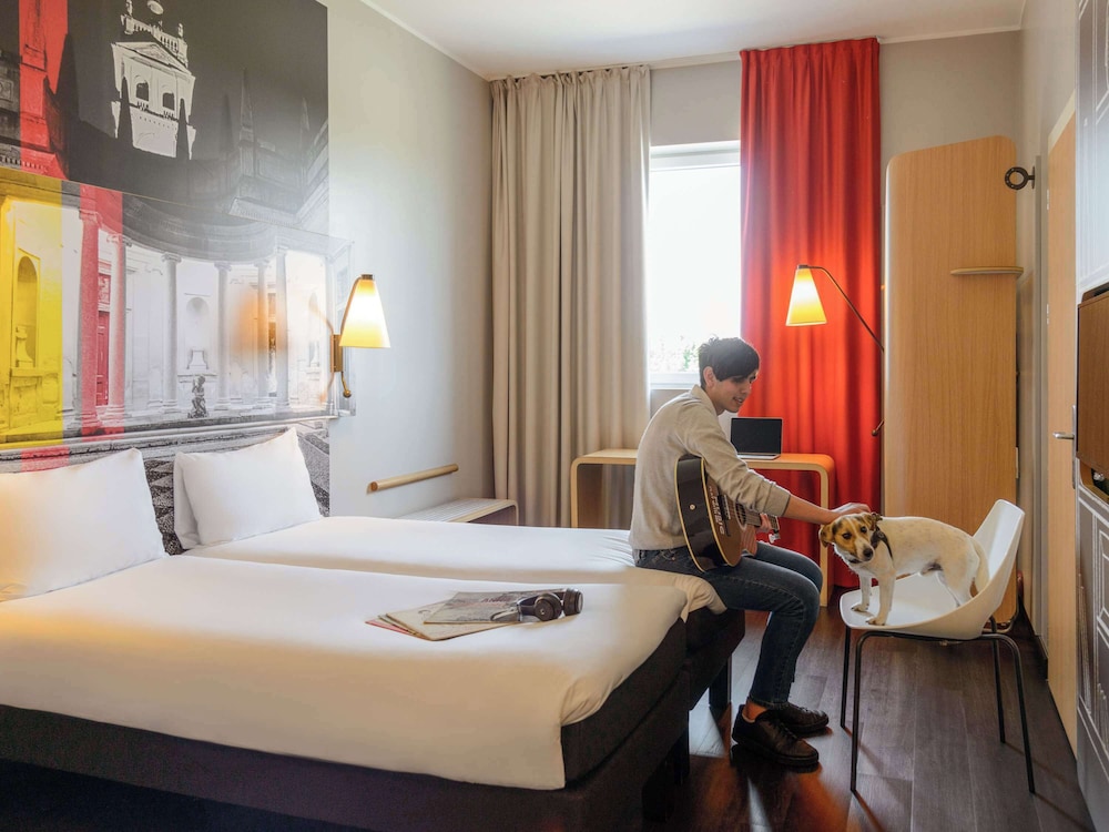 Ibis Milano Fiera 21/70