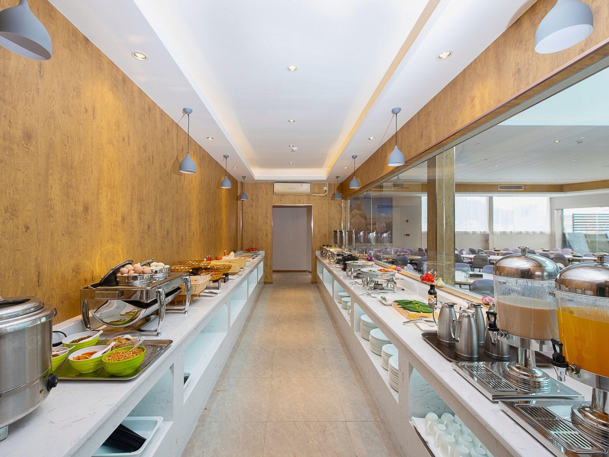 Lavande Hotel (Guangzhou Panyu Shiqiao Metro Station, Dabei Road) 27/43