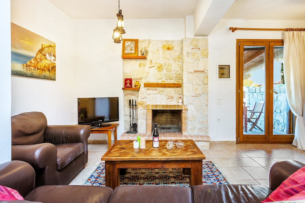 Akritas Ef Zin Villas & Suites 24/50