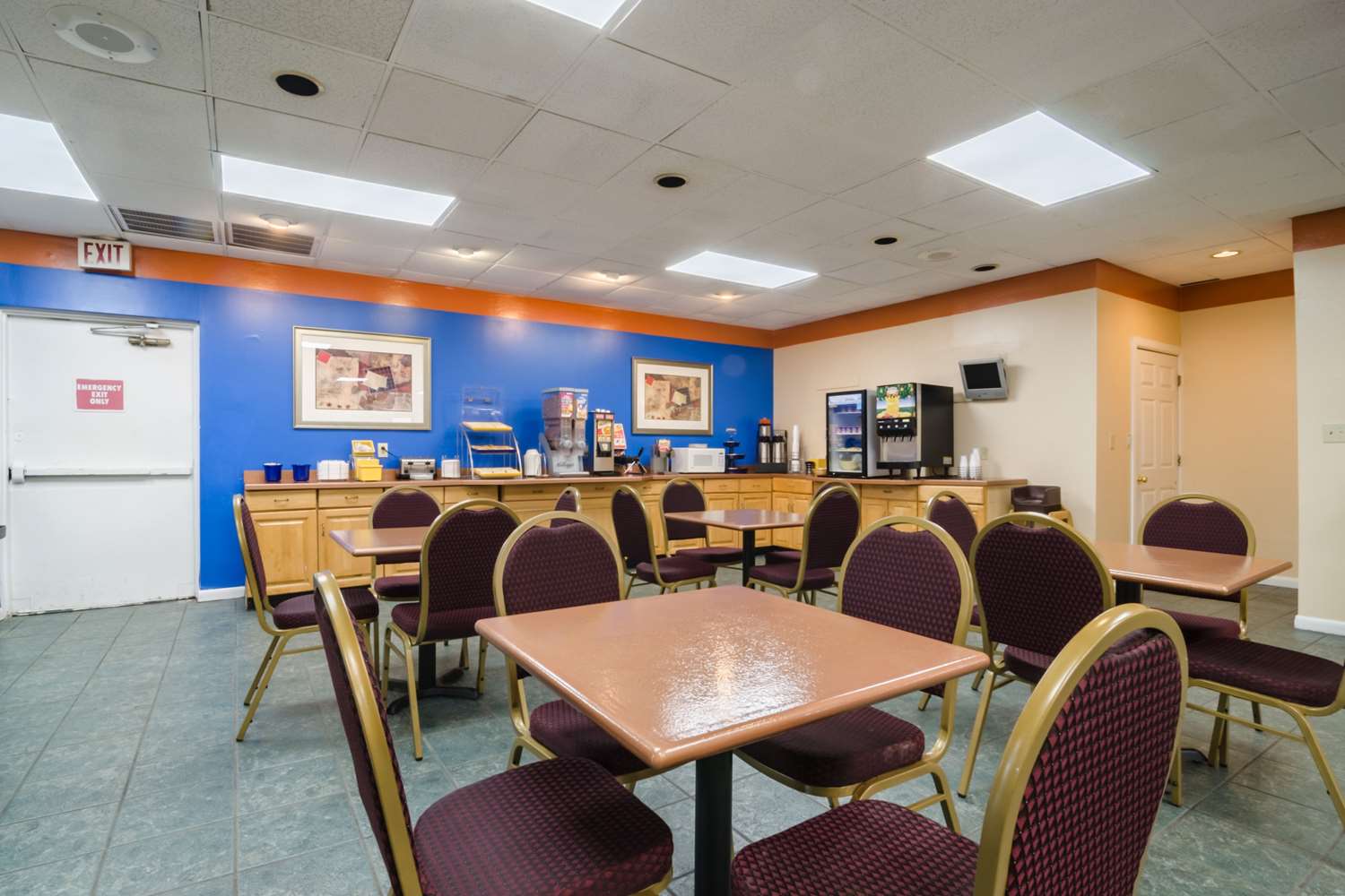 OYO hotel Greensboro east I 40 20/25