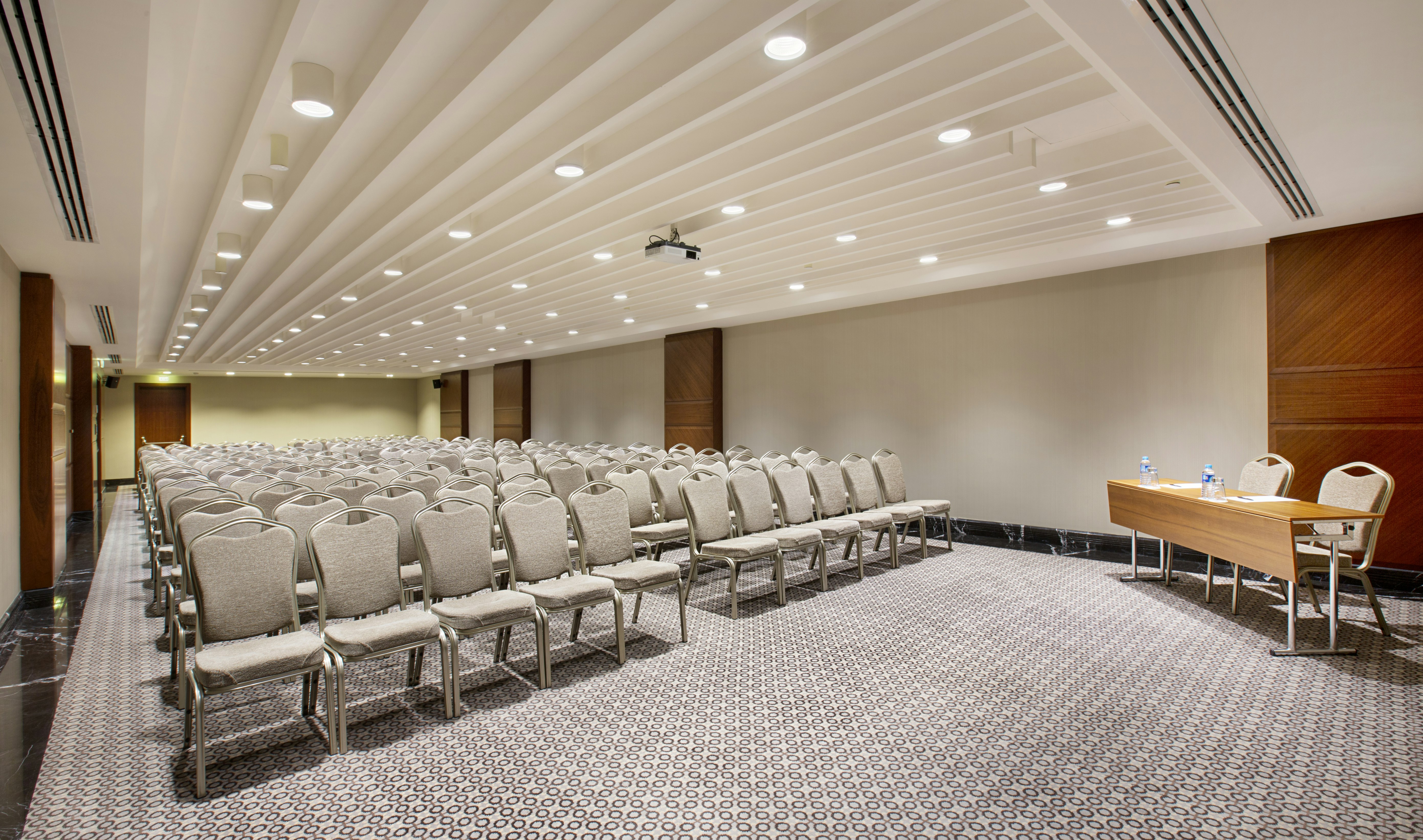 Doubletree By Hilton Istanbul Avcilar 76/77