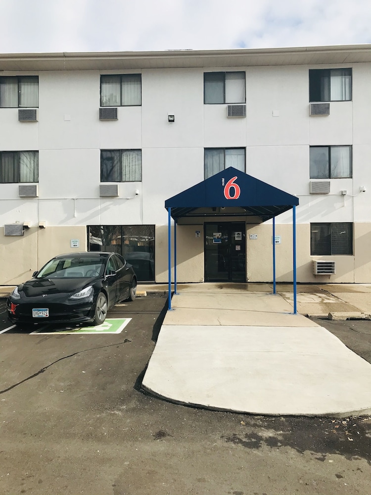 Motel6 Saint Paul, MN - I-94 in SAINT PAUL - MN