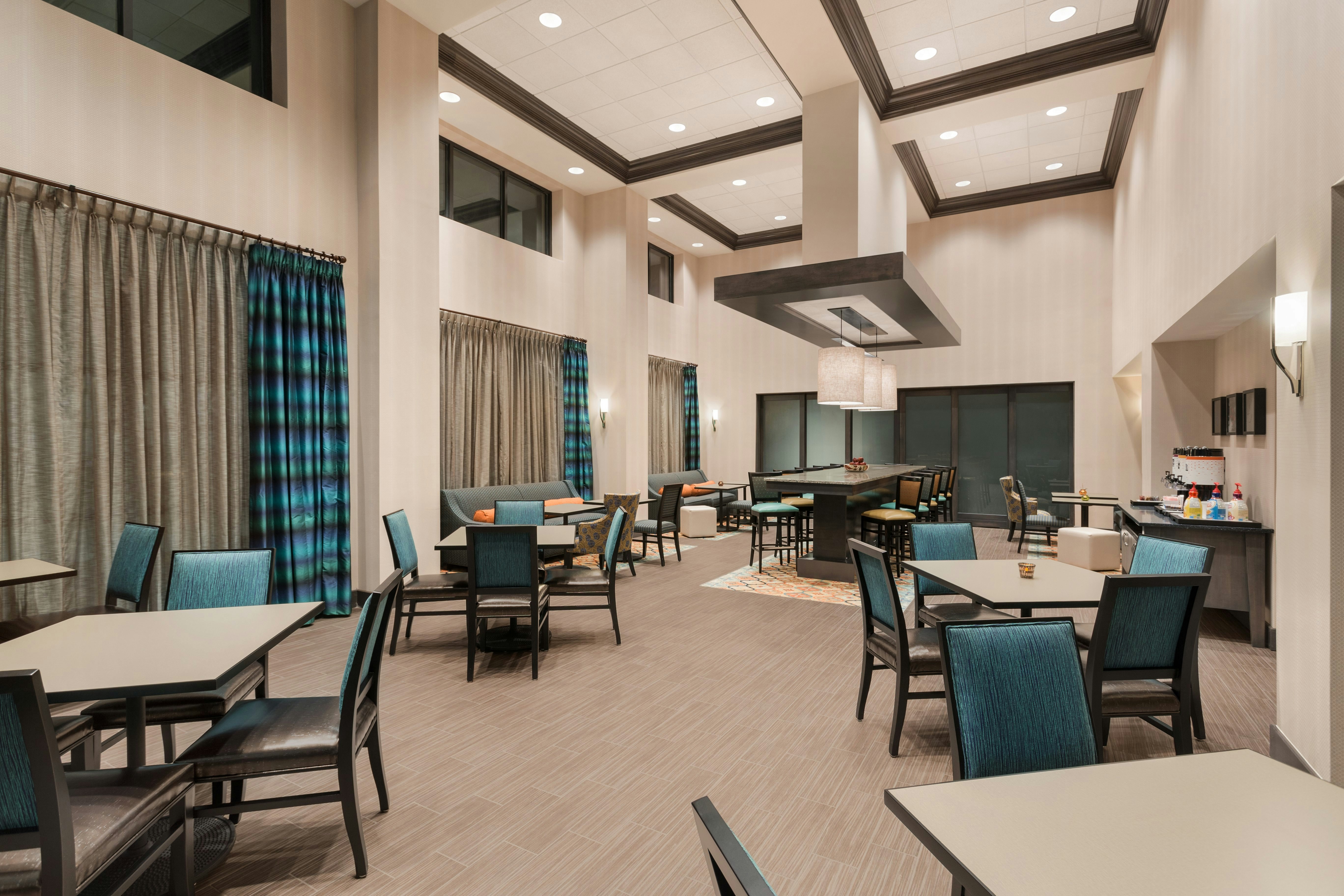 Hampton Inn Suites West Des Moines Sw Mall Area Ia 23/41
