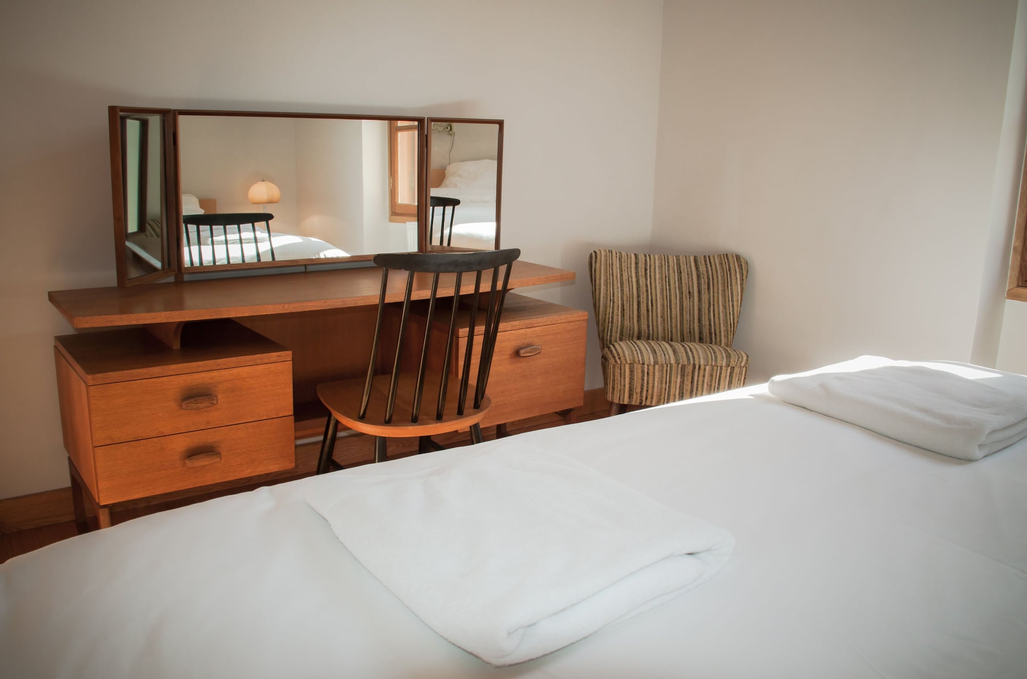 STANDARD, DOUBLE BED