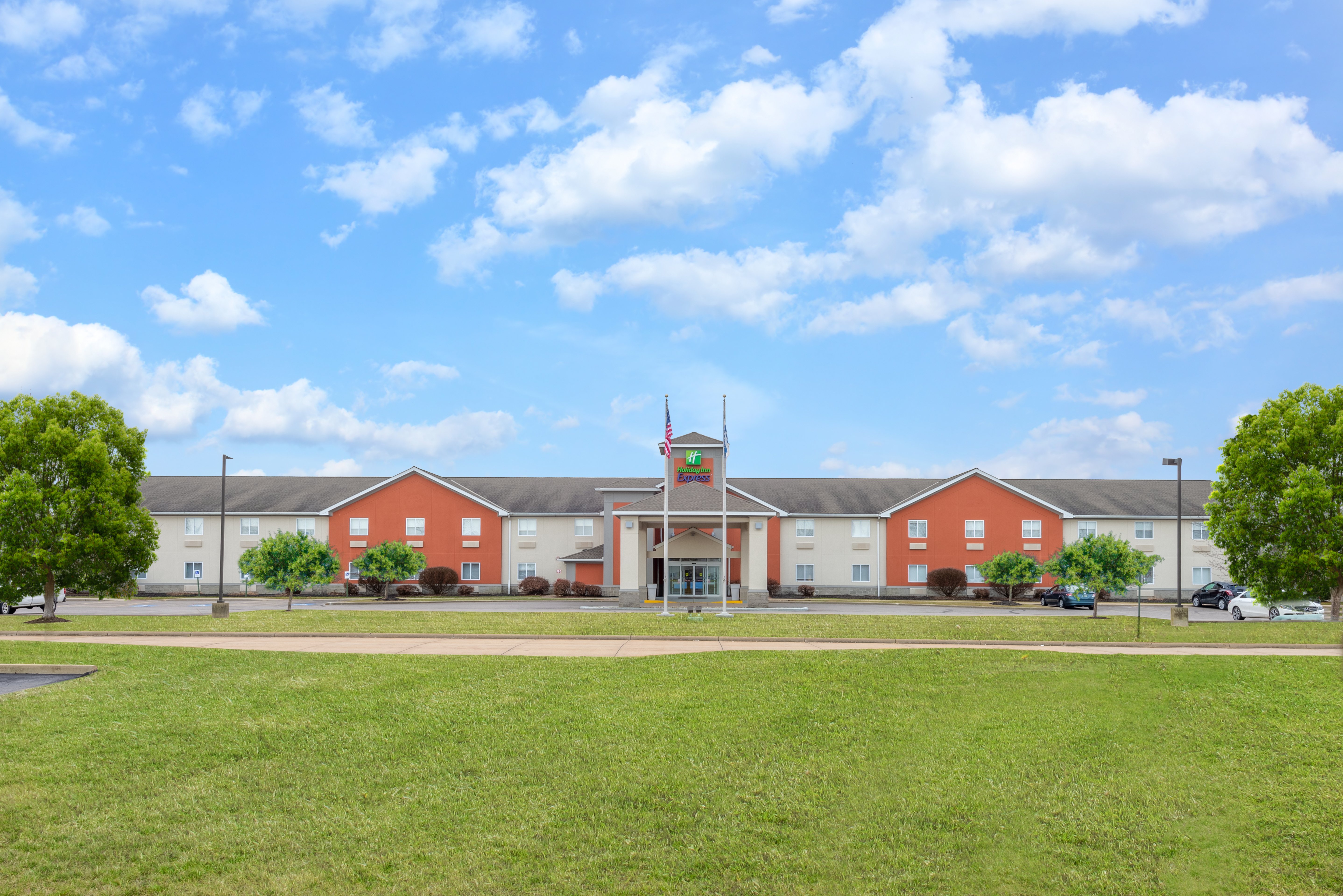 Holiday Inn Express Cleveland-Vermilion 35/36