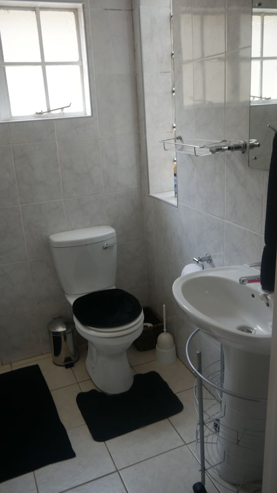 1 BEDROOM, STANDARD