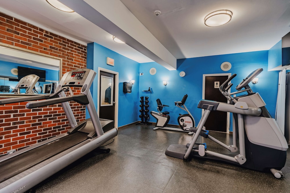 SureStay Plus by Best Western Coquitlam 25/50