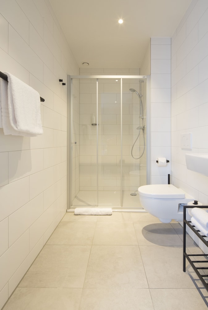 Corendon Urban Amsterdam Schiphol Airport Hotel 63/66