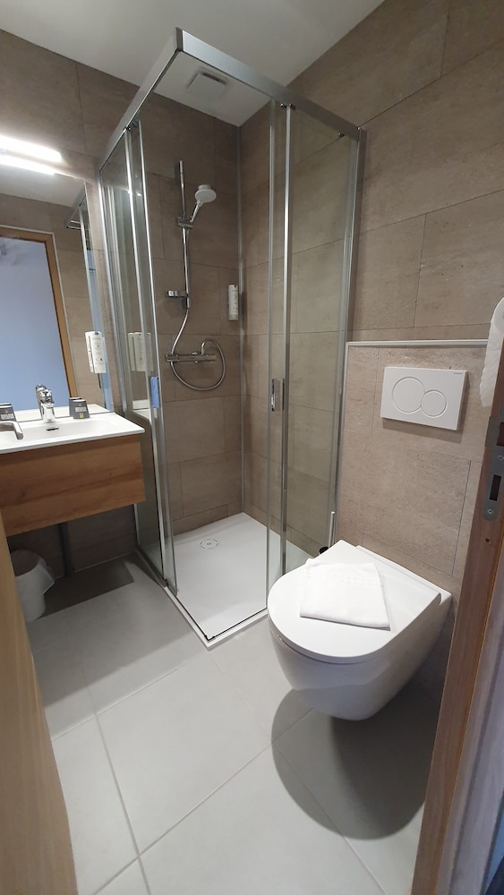Logis Hotel Les Pasteliers 34/36