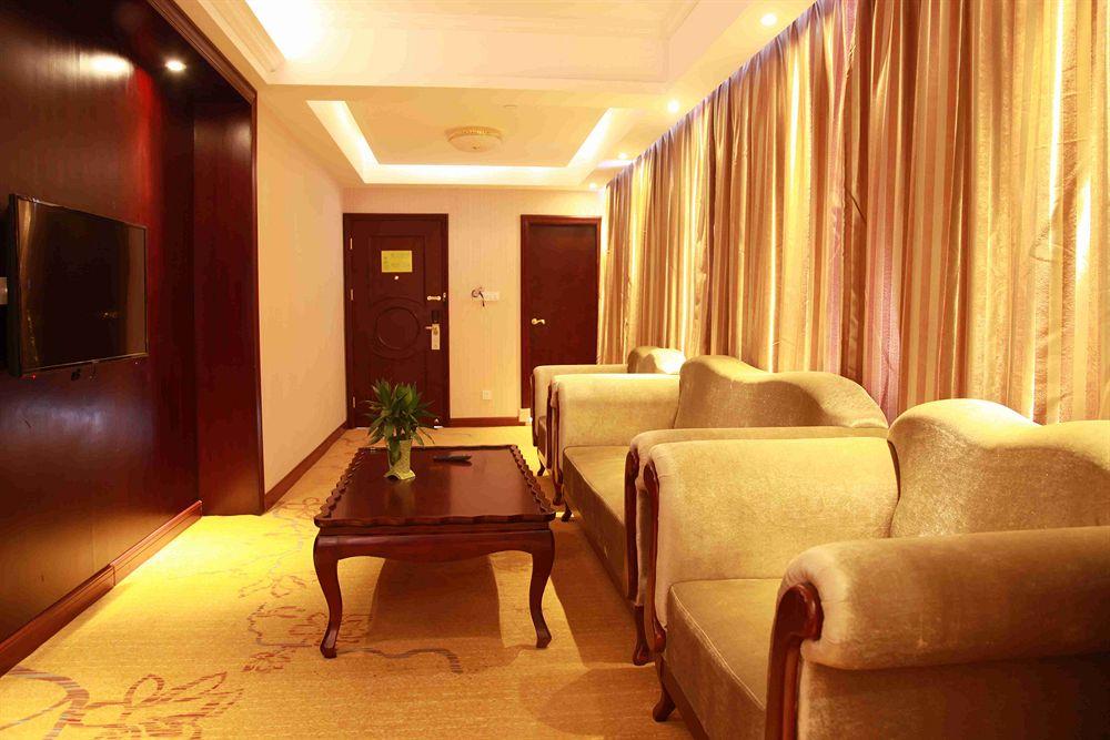 Vienna Hotel Pudong Airport Chenyang Rd 10/17