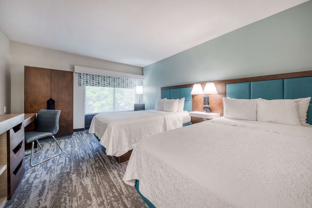 ROOM, 2 DOUBLE BEDS