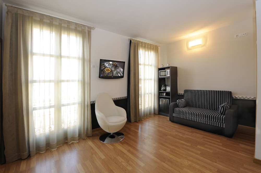 Apartments Hostemplo Suites 26/50