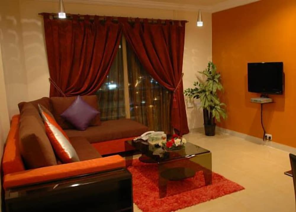 Arinza Tower 27/45