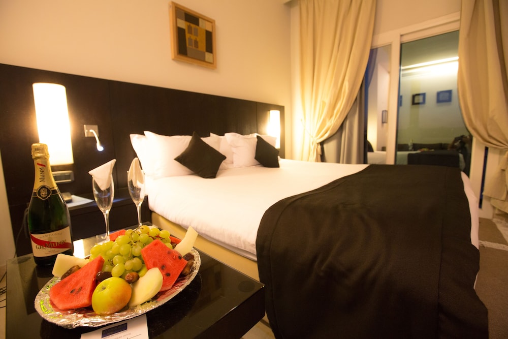 Ambassadeurs Hotel photo4