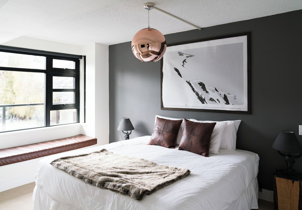 Suite, 2 King Beds, Queen Bed, 2 Sofa