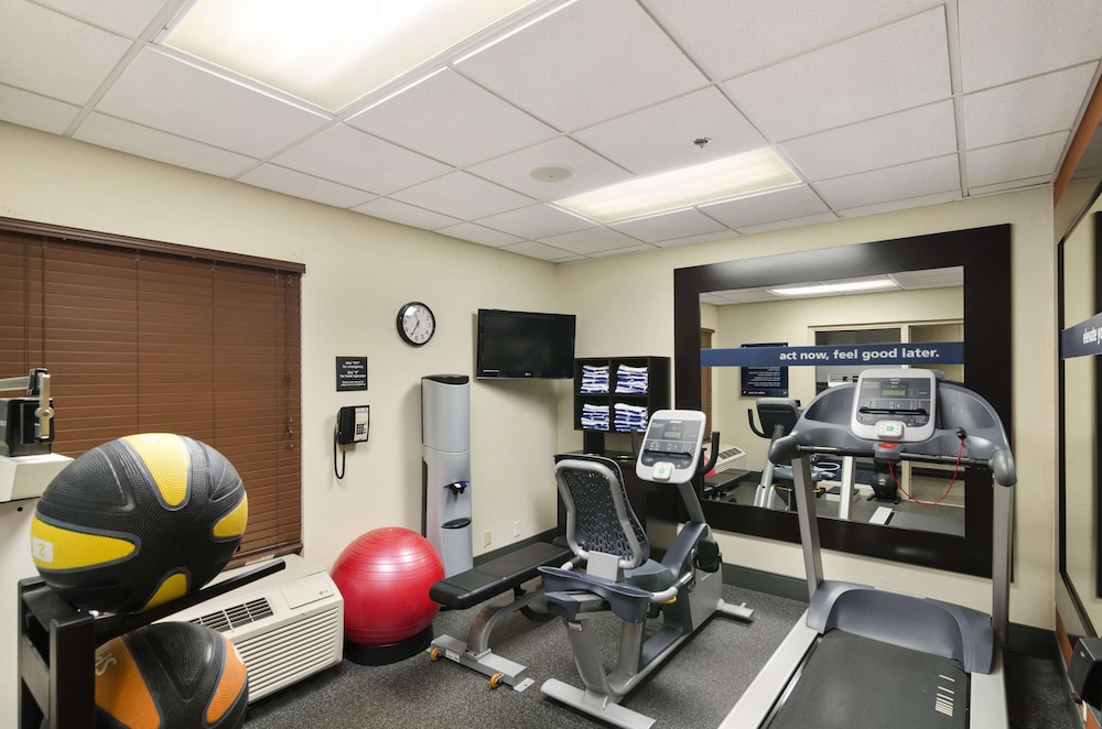 Hampton Inn Mount Dora 17/33