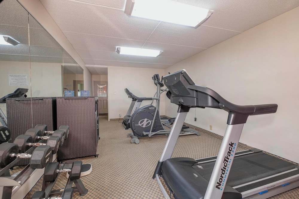 Red Roof Inn and Suites Macon 48/71