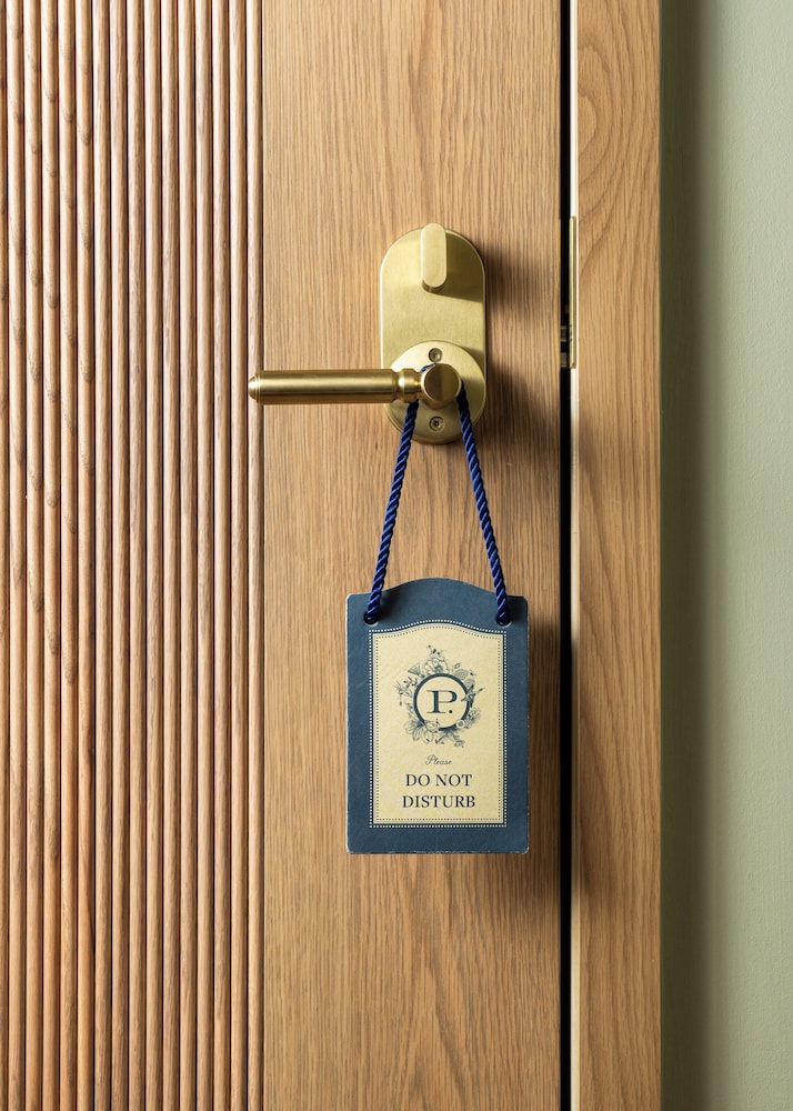 Palihouse Hyde Park Village photo3