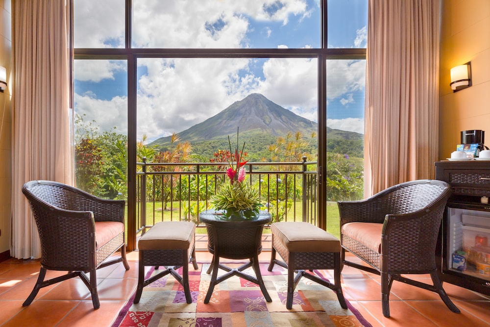 ARENAL KIORO SUITES AND SPA 62/71
