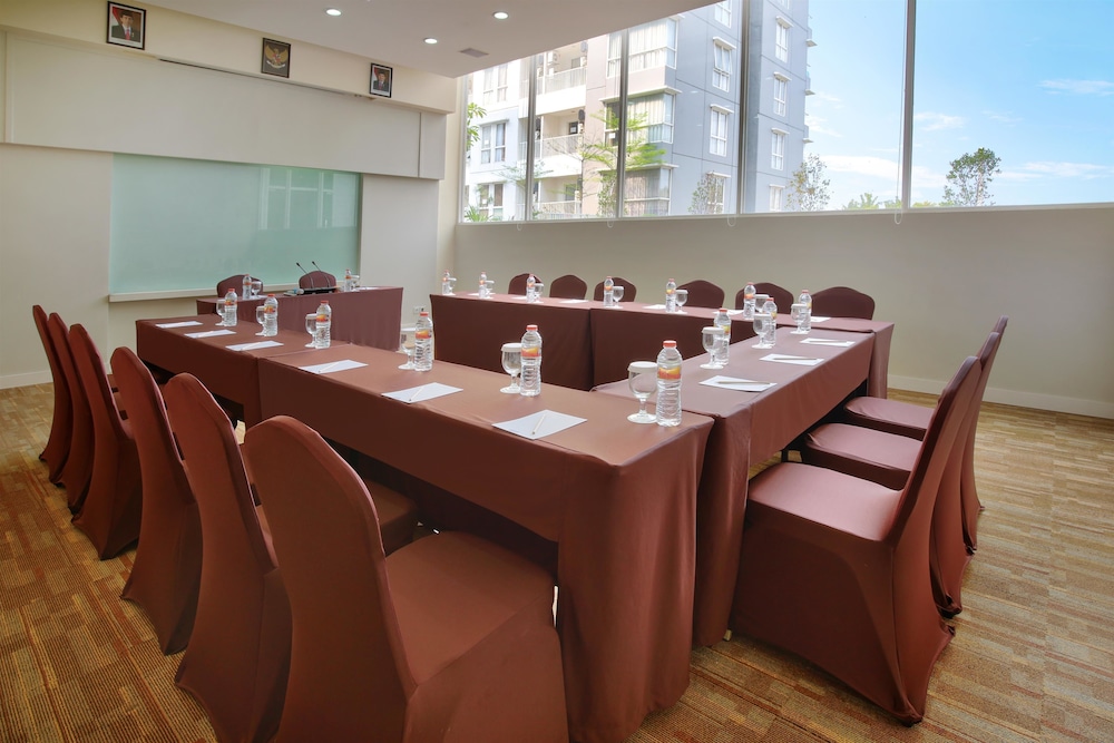 Kyriad Hotel Airport Jakarta 31/41