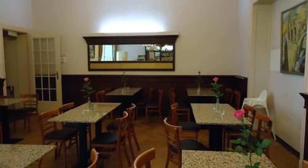 Hotel Aster 47/64