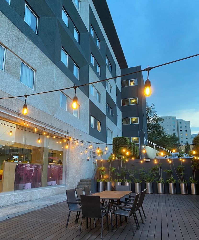 Ibis Mexico Perinorte 5/48