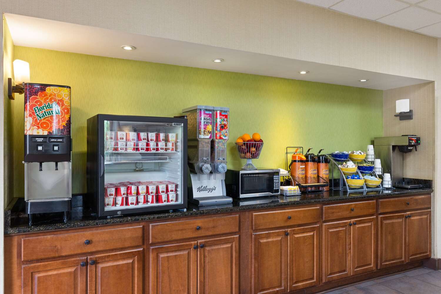 Days Inn by Wyndham Knoxville East 7/31