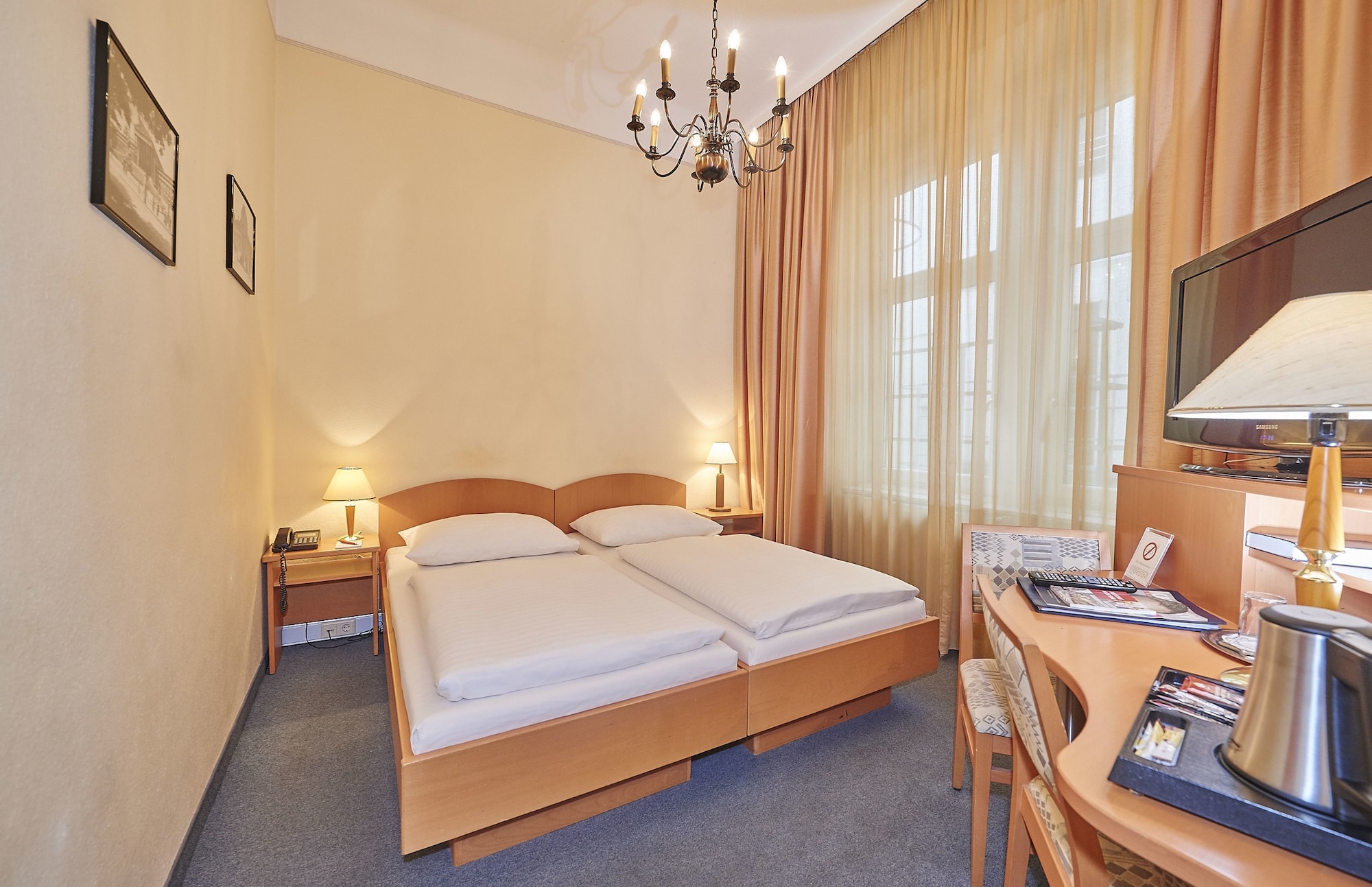 STANDARD, DOUBLE BED