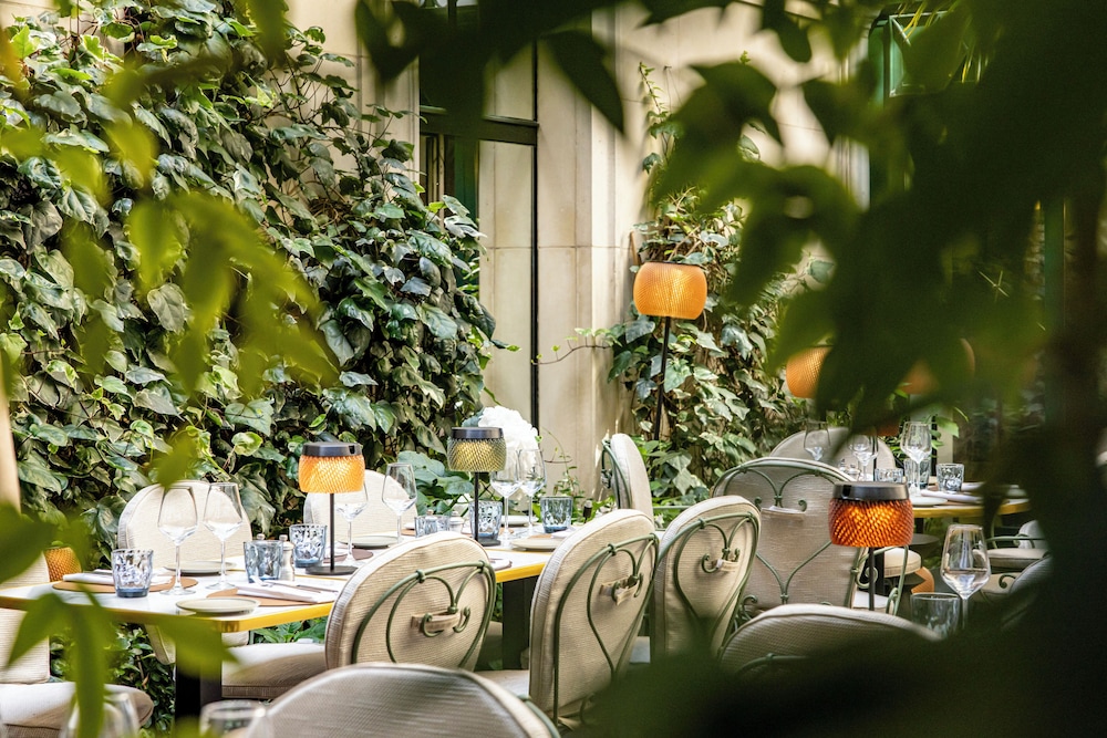SOFITEL PARIS LE FAUBOURG 73/75