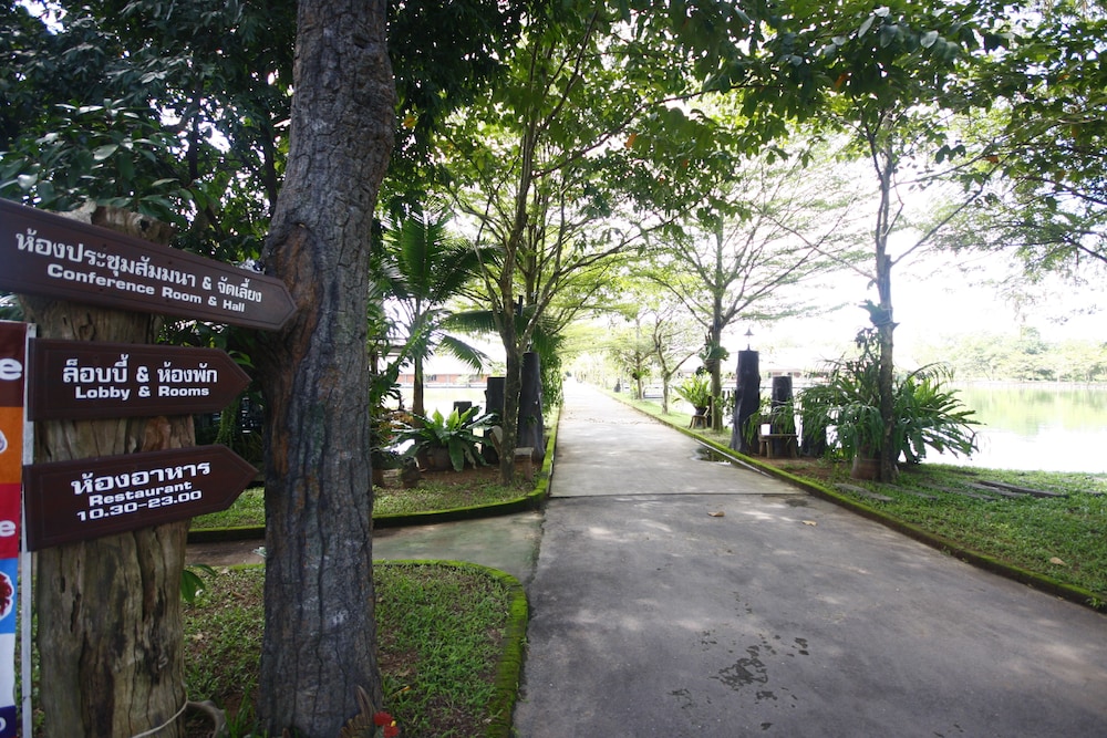 The Farm Resort And Restaurant 11/18