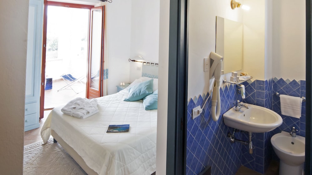 Hotel Bue Marino 50/50