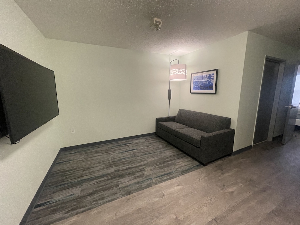 Wingate by Wyndham Waldorf - Washington DC Area 36/48