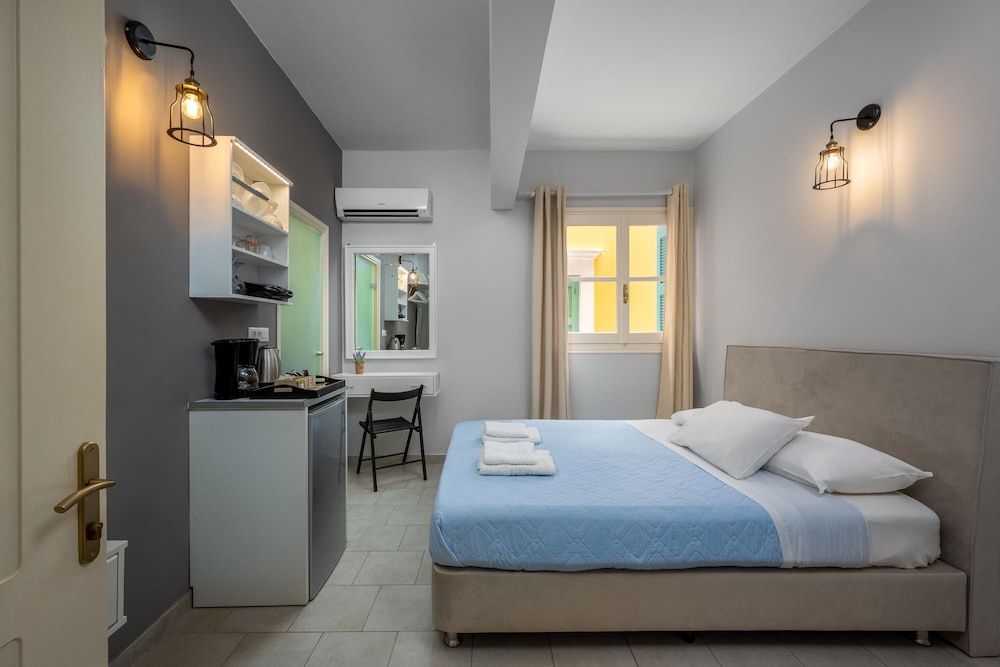 Maravelia Apartments 10/50