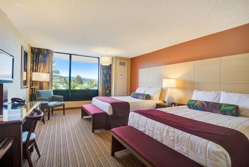 ROOM, 2 QUEEN BEDS, OCEAN VIEW