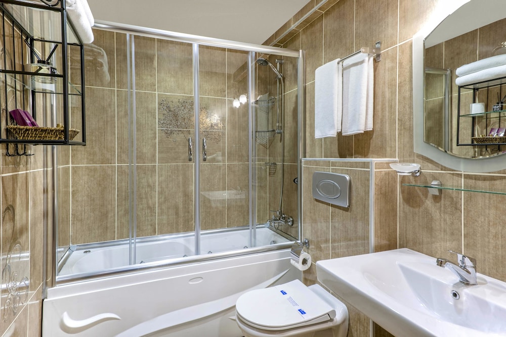 Royan Suites 47/50