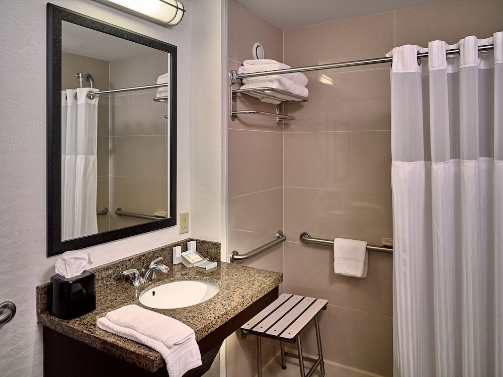 Hilton Garden Inn Gatlinburg 20/70