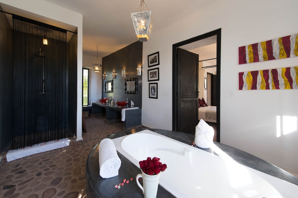 Fawakay Villas 5/44
