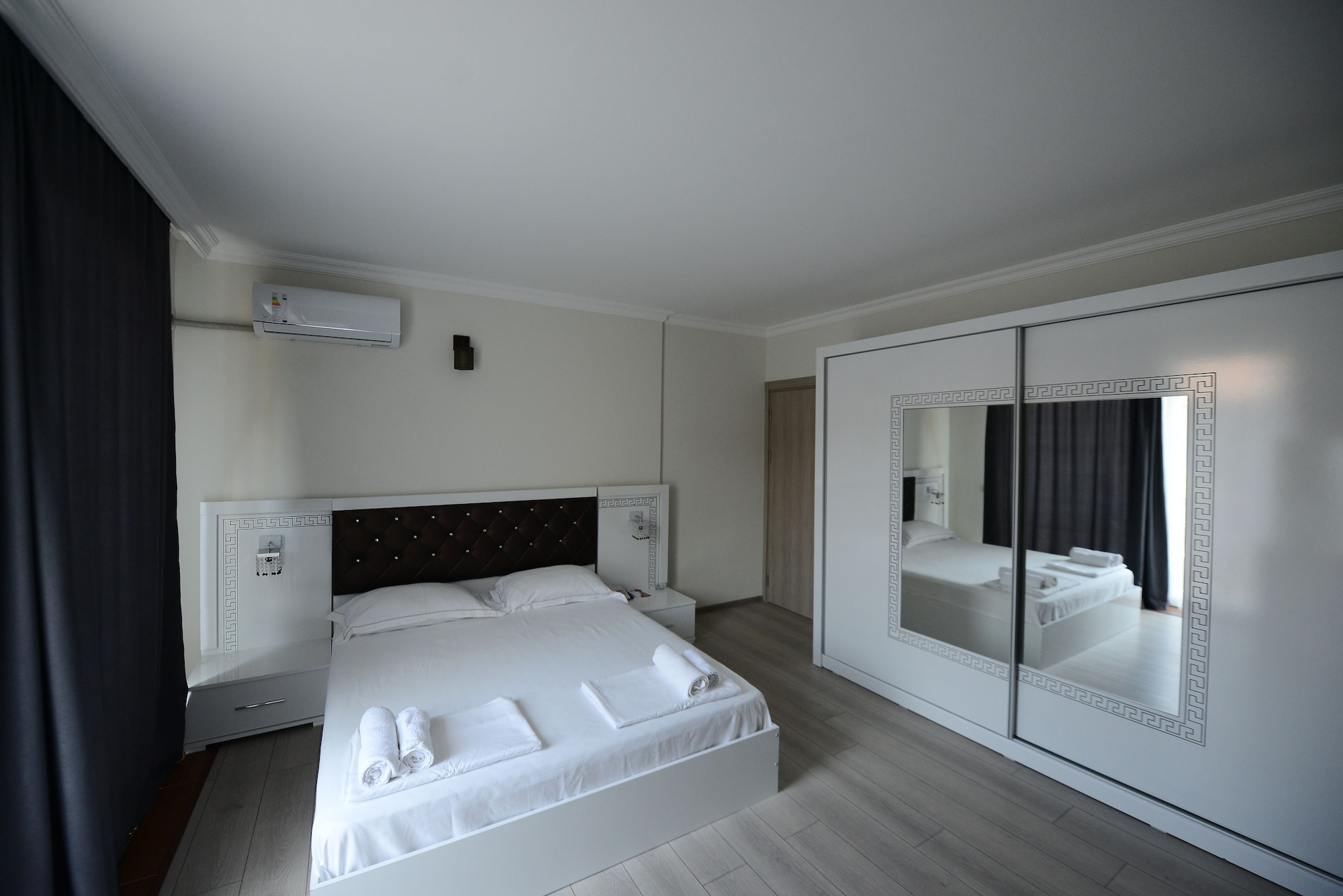 DESIGN, STUDIO, CITY VIEW, BALCONY