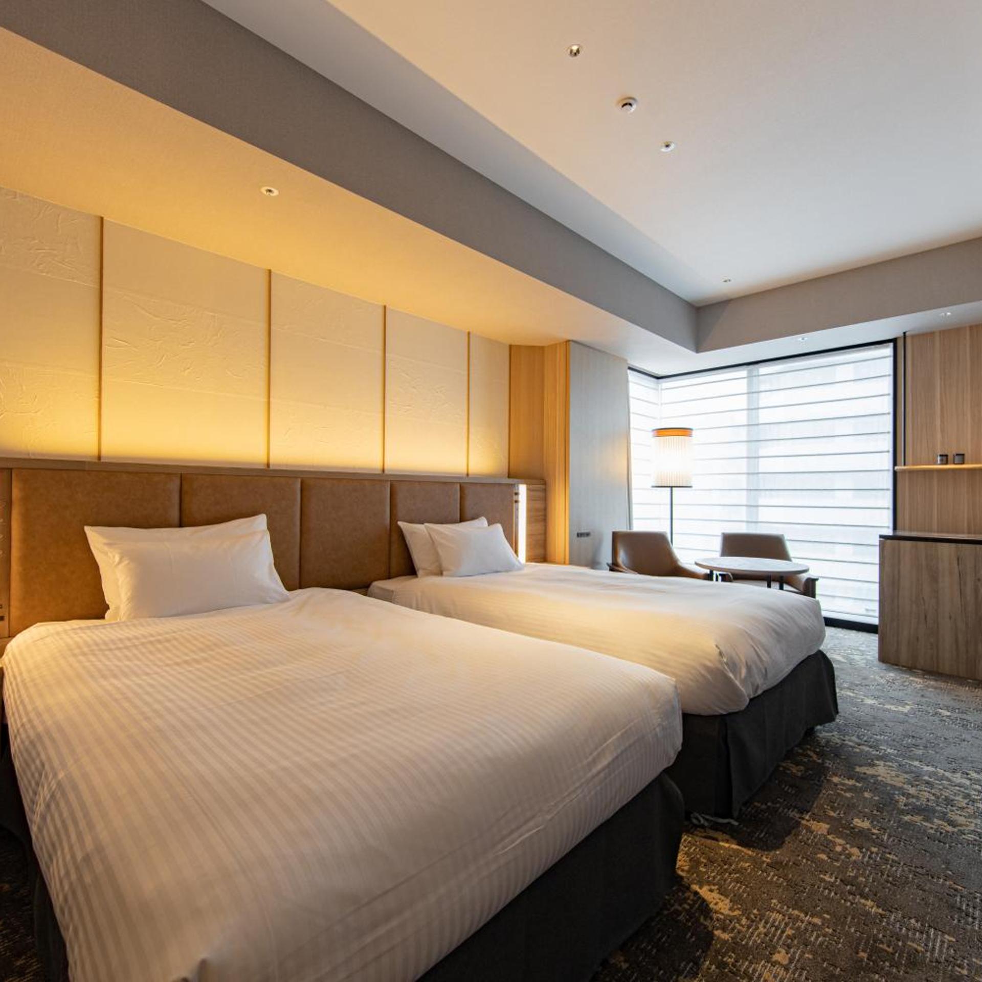 Room, Triple