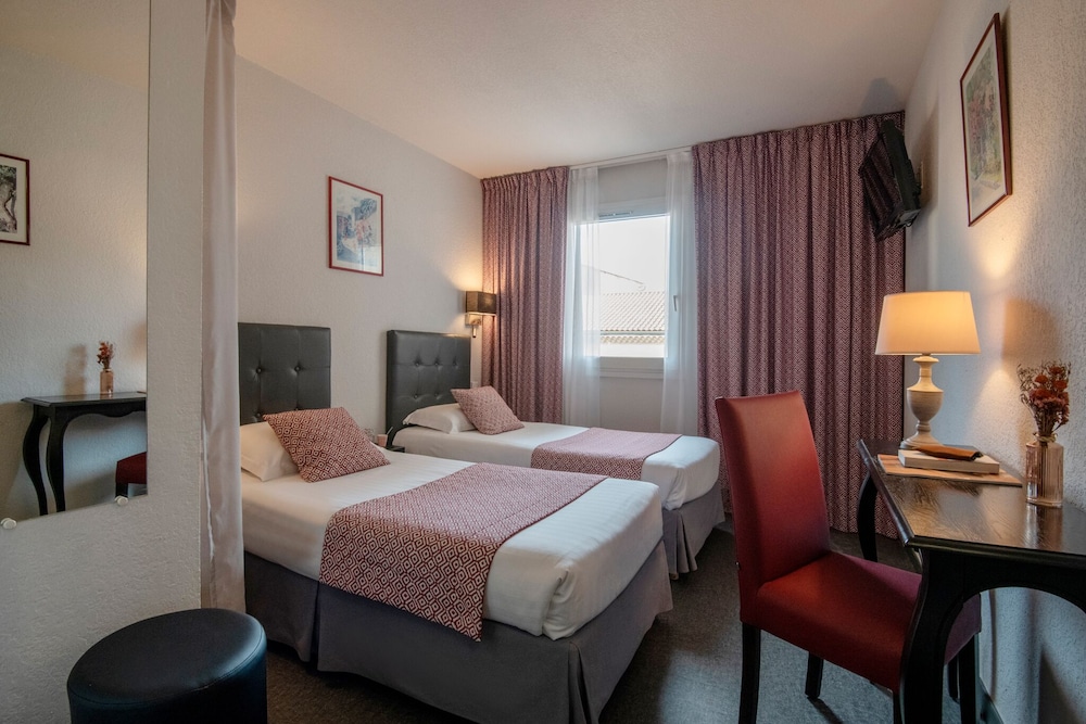 Hotel du Forum 15/50