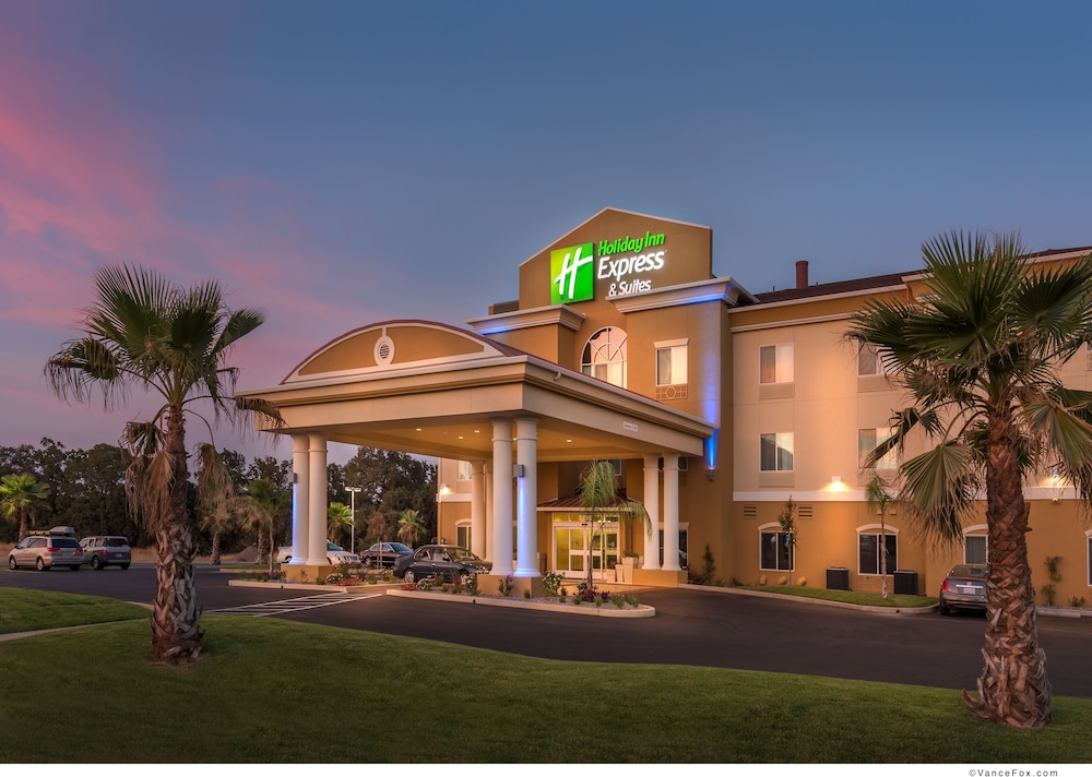 Holiday Inn Express Hotel & Suites Red Bluff-South Redding Area 1/39