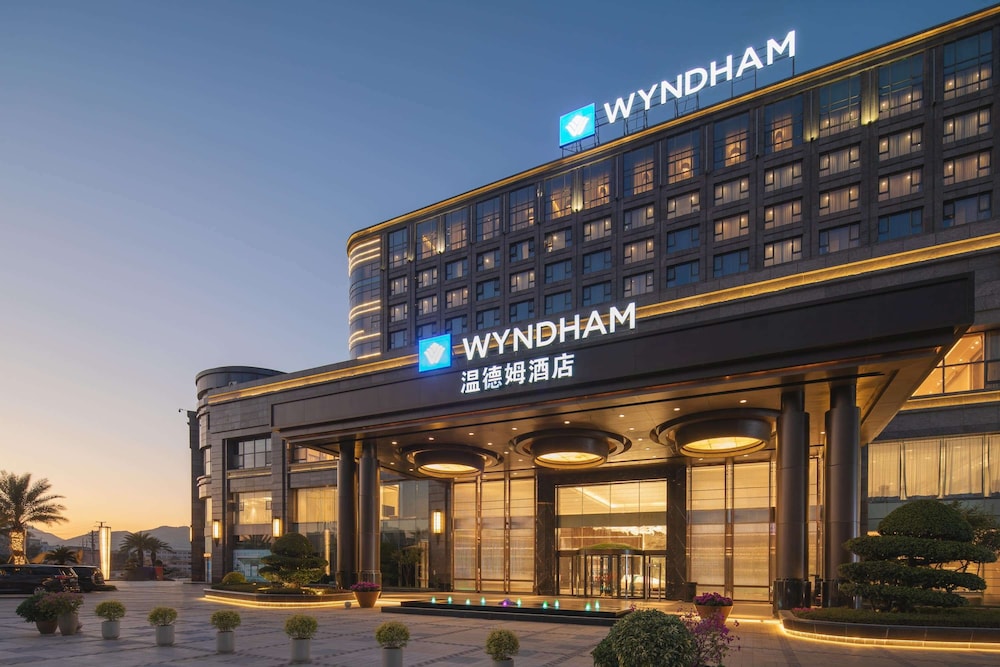 Wyndham Wenzhou 7/50