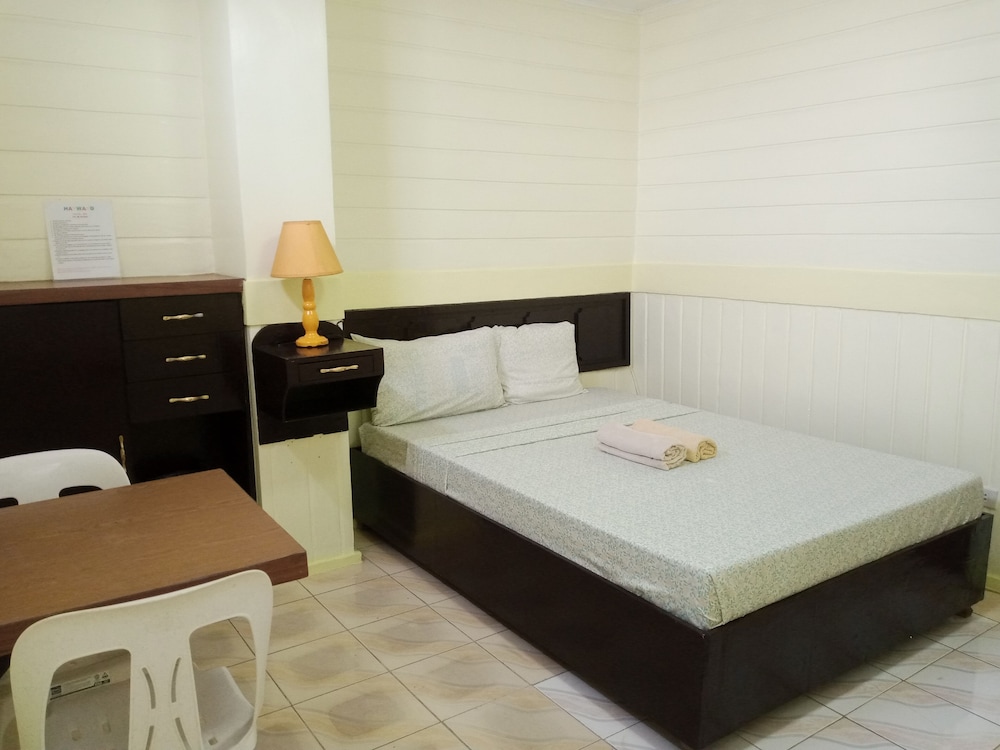 Hayward Travel Inn 20/55