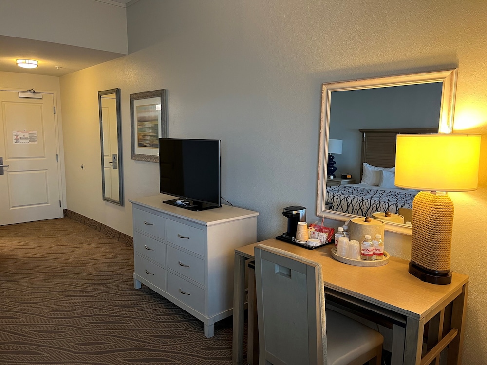 Silver Slipper Casino Hotel 38/62