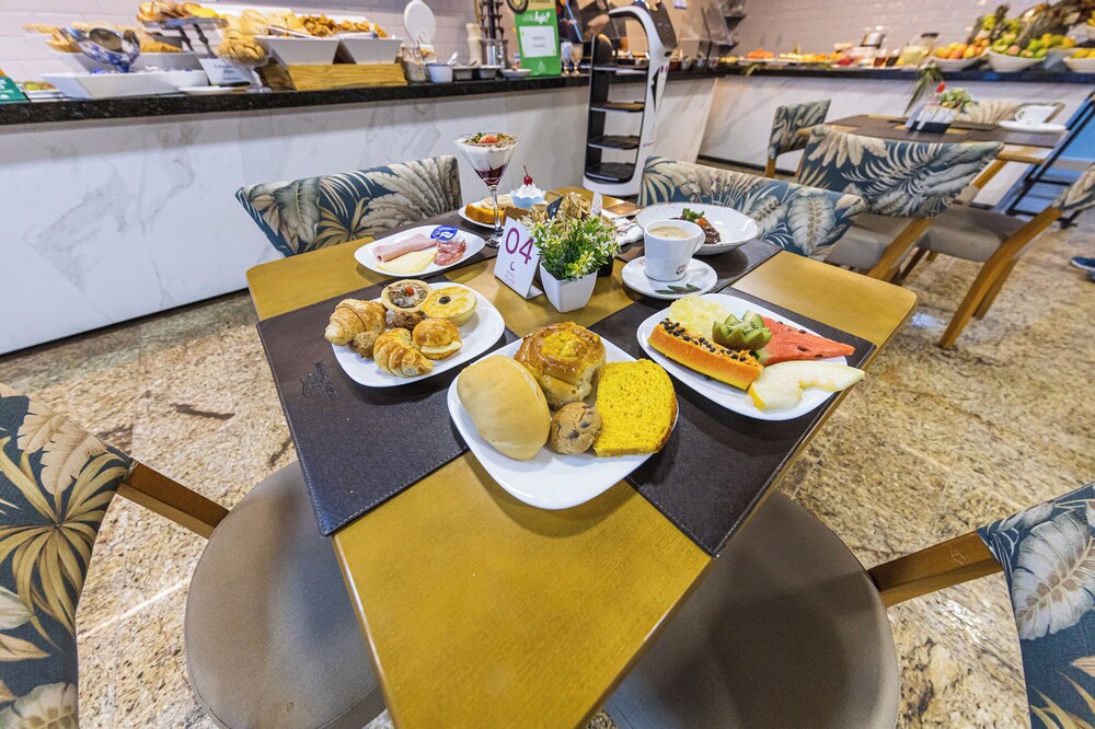 Village Premium Hotel، جواو بيسوا 31/47