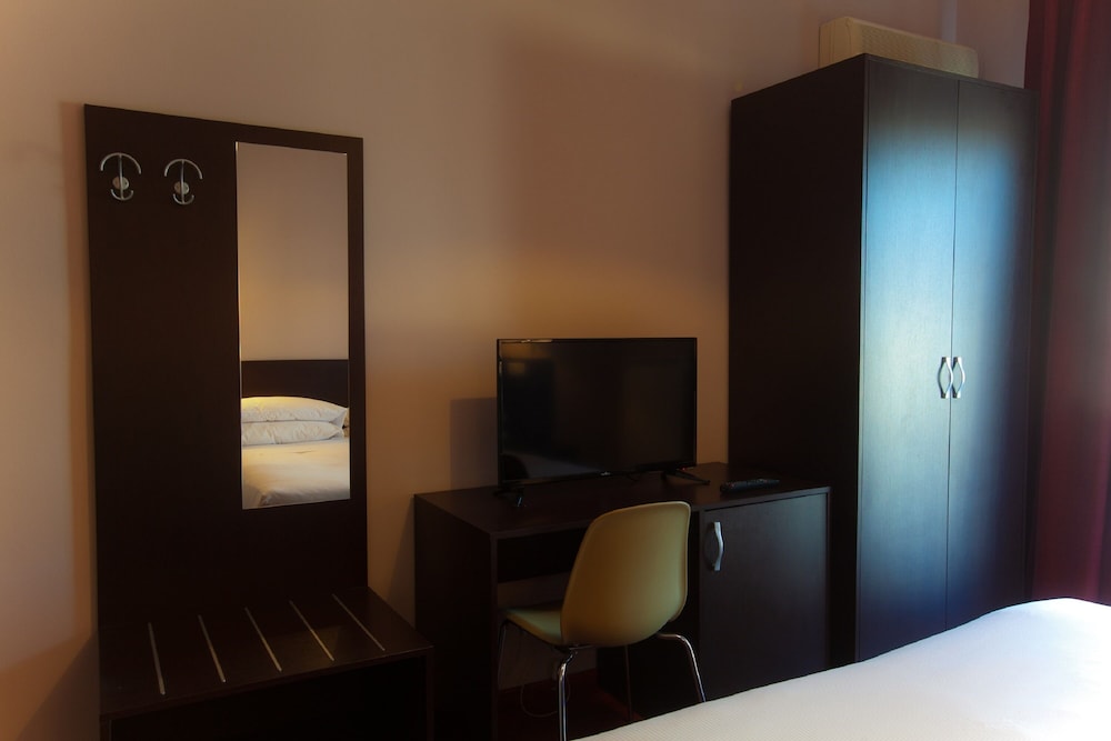 Porta Romana Hotel 53/54