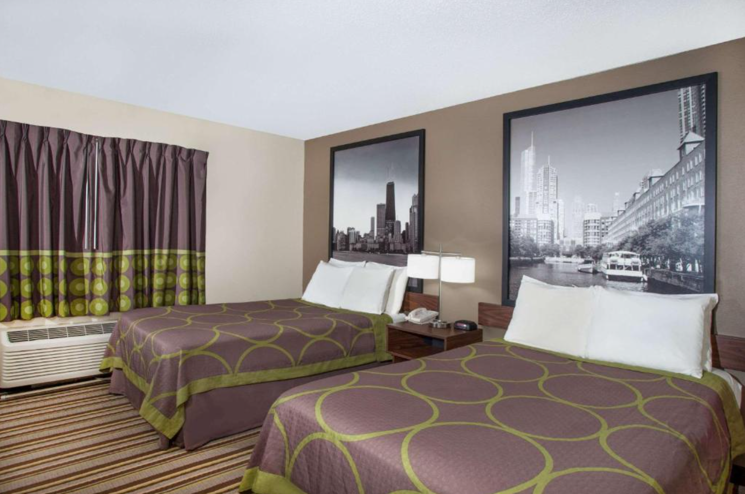 Super 8 by Wyndham Chicago/Rosemont/O'Hare/SE 11/25