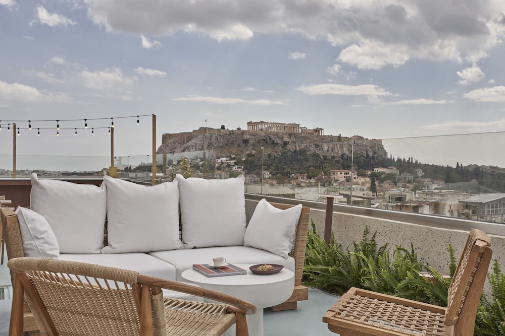 The Lekka Hotel 38/49