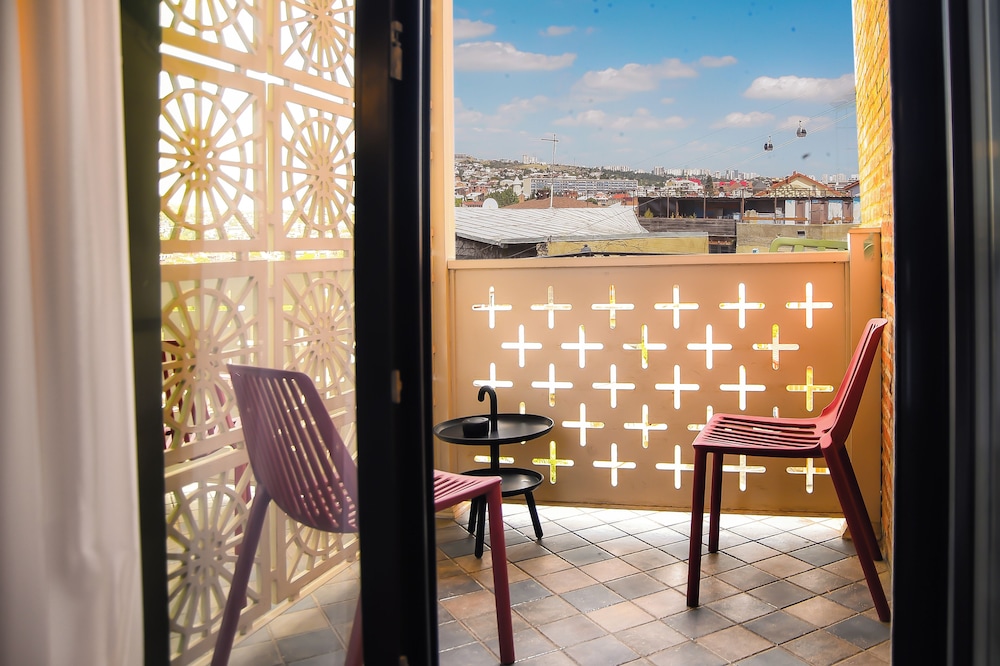 Amante Narikala Boutique Hotel 57/68