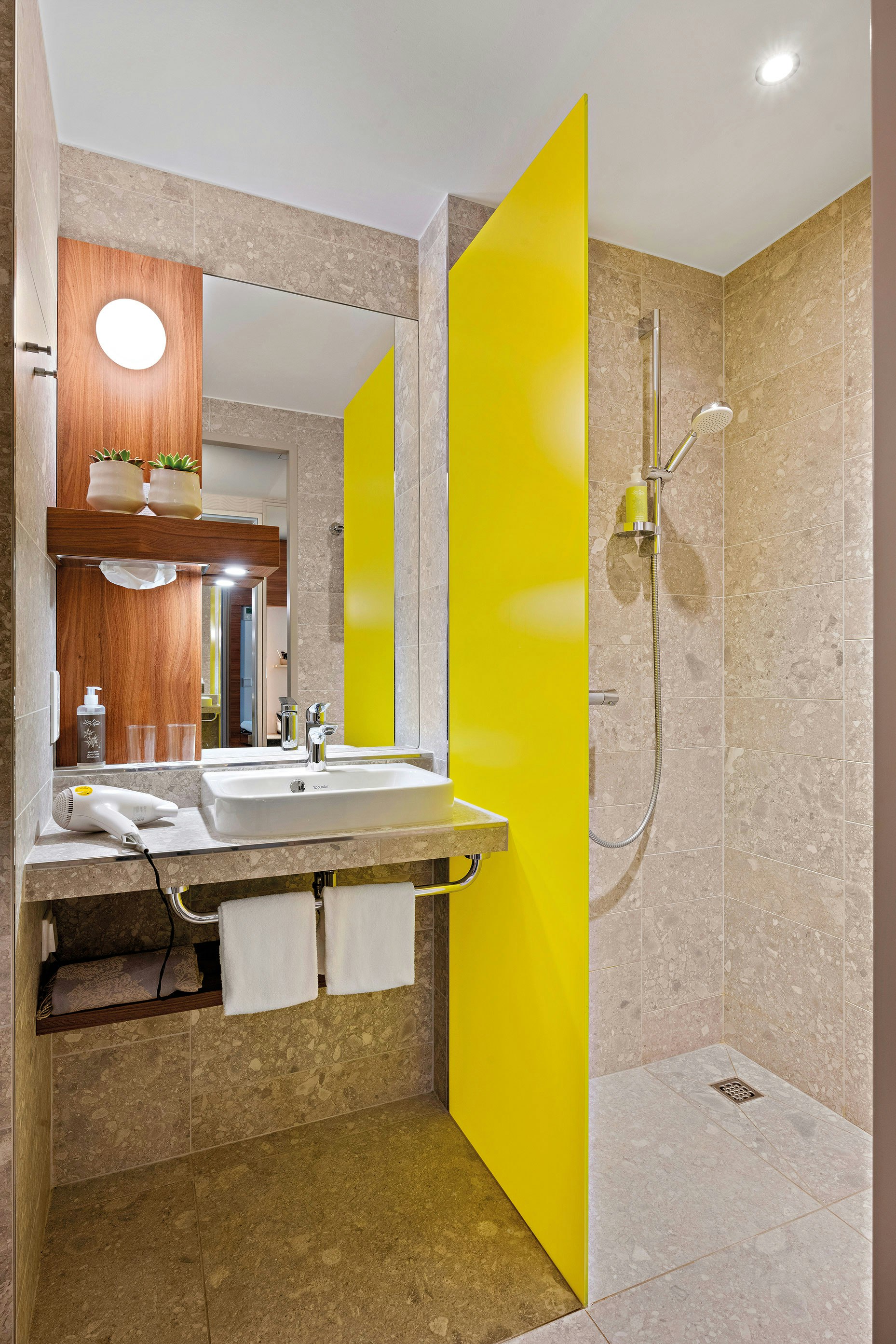 Hey Lou Hotel Monheim am Rhein 43/45
